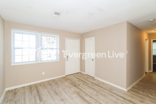 Building Photo - 4089 Rhodes Ave