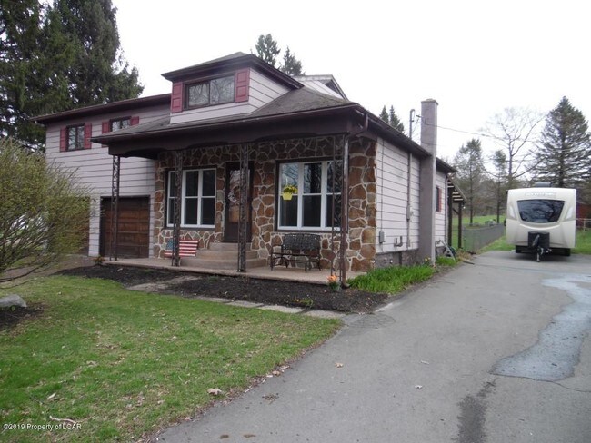 Building Photo - 84 S Church Rd
