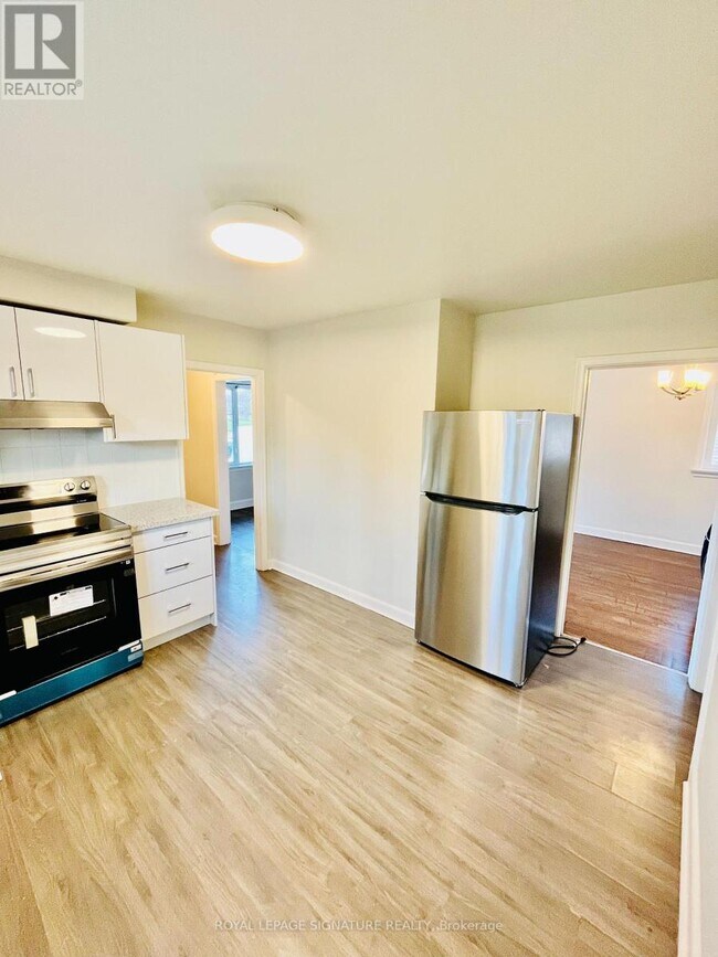 Photo du bâtiment - 54 Riverdale Dr