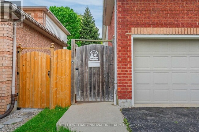 Building Photo - 57 Oak Hill Dr