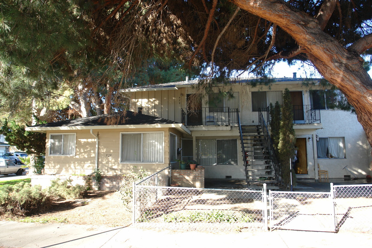 Primary Photo - 929 Boynton Ave