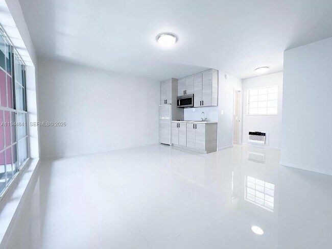 Foto del edificio - 1007 SE 2nd Ct