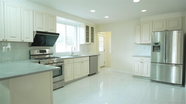 Foto del edificio - 72 Berkshire Rd