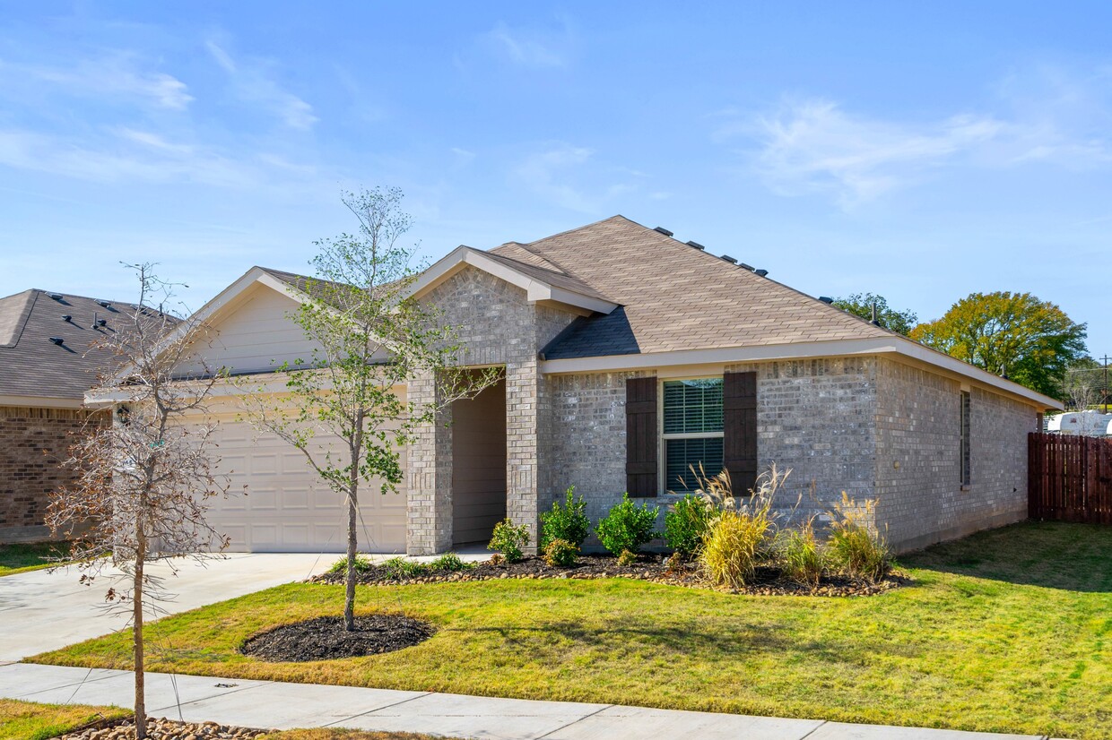 Covey Homes Azle Houses for Rent - Azle, TX | Apartments.com