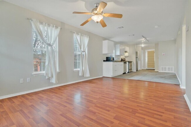 Foto del edificio - 1609 Sanchez St, Austin, Texas 78702