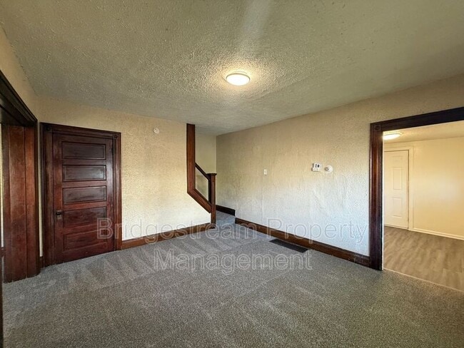 Foto del edificio - 200 Hart St