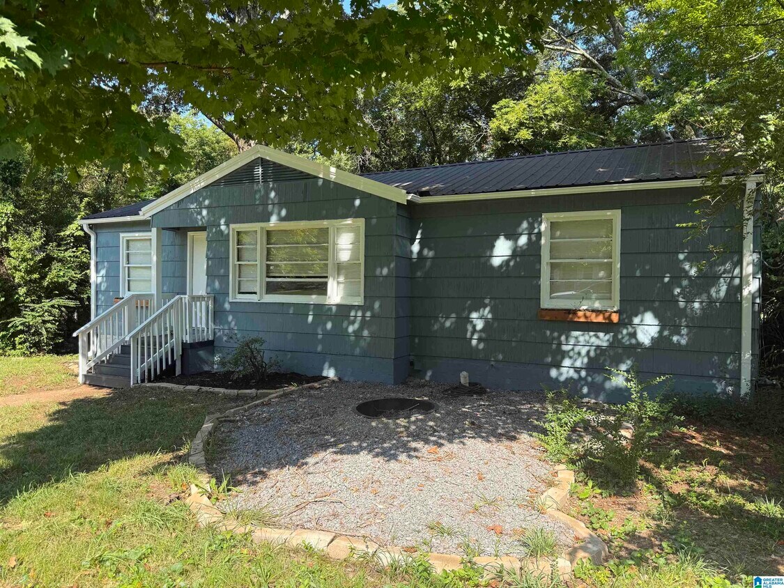 Foto principal - 8432 9th Ave S