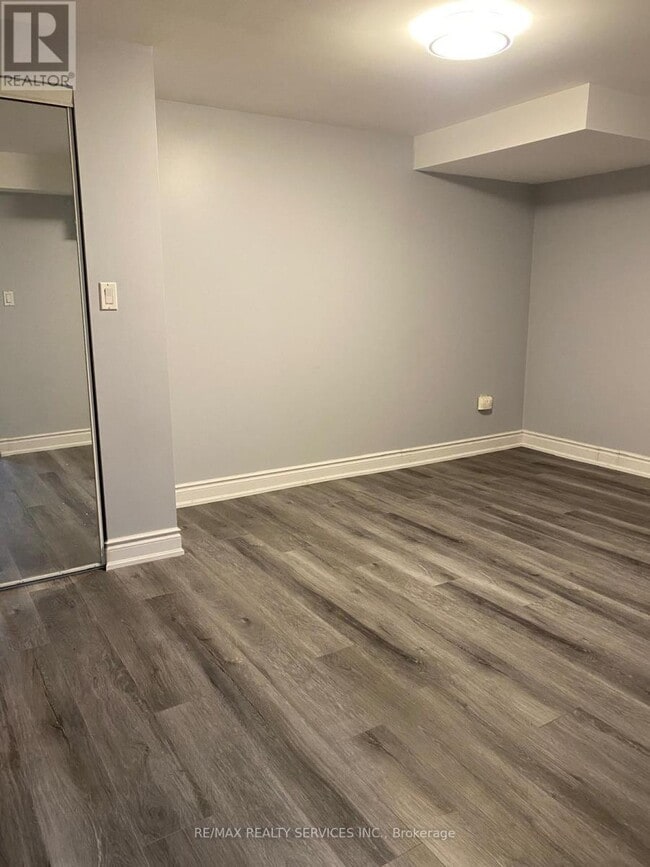 Building Photo - 3760 Pearlstone Dr