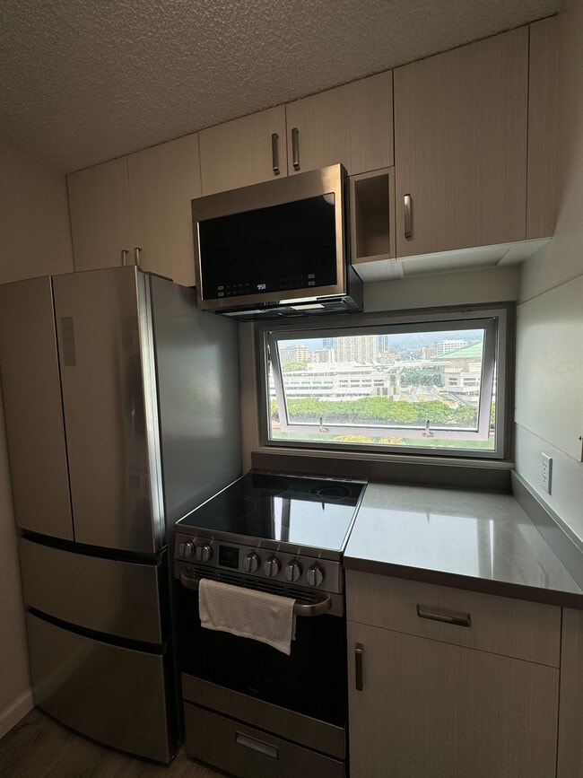Foto del edificio - 400 Hobron Ln