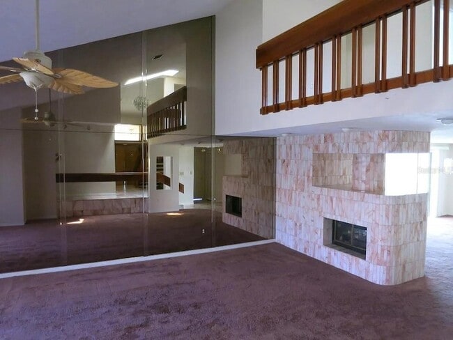 Building Photo - 17 Casarena Ct