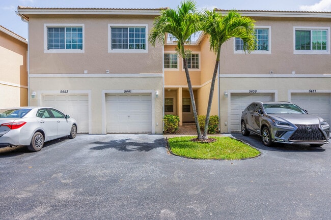 Building Photo - 5441 Via Delray Blvd