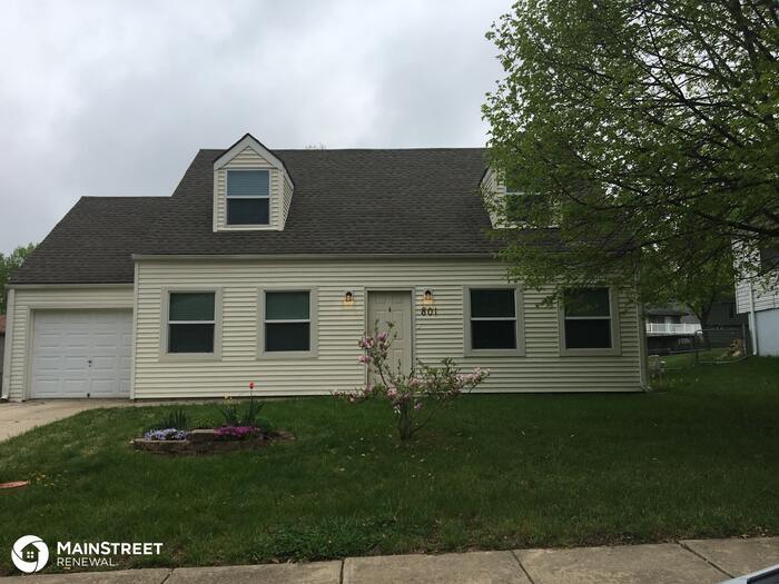 Primary Photo - 801 N Sioux Ave, Independence, MO 64056