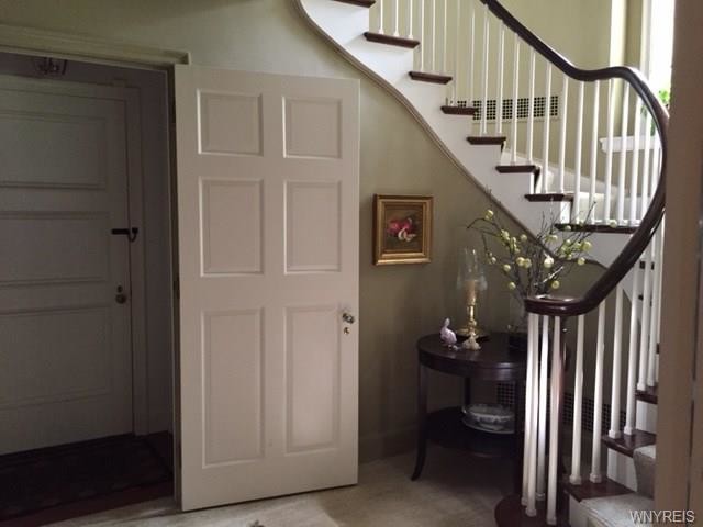 Foto del edificio - 128 Chapin Pkwy