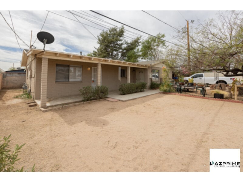 Foto principal - Welcome Home to this Charming 2/1 Phoenix ...