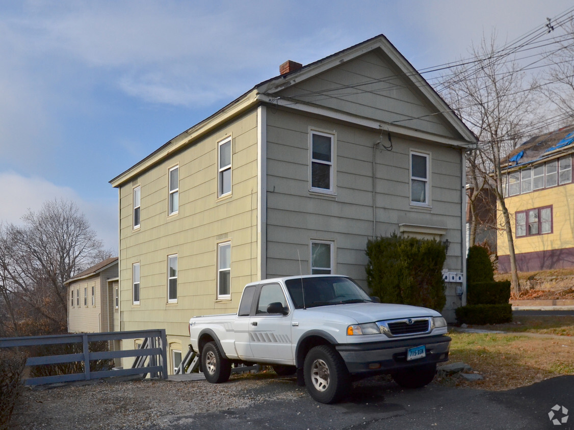 Building Photo - 27 Cottage St