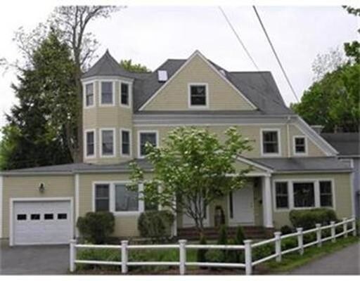 Building Photo - 89 Dedham Ave