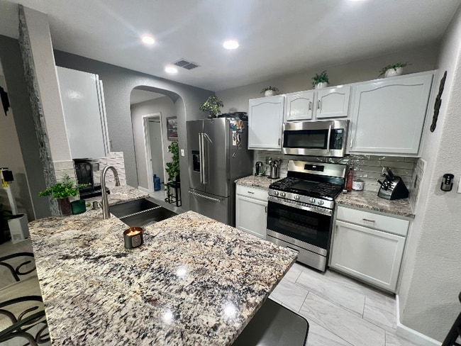 Building Photo - 6947 Lunar Way