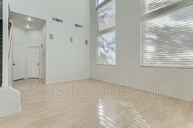 Building Photo - 1536 Stone Valley Ave