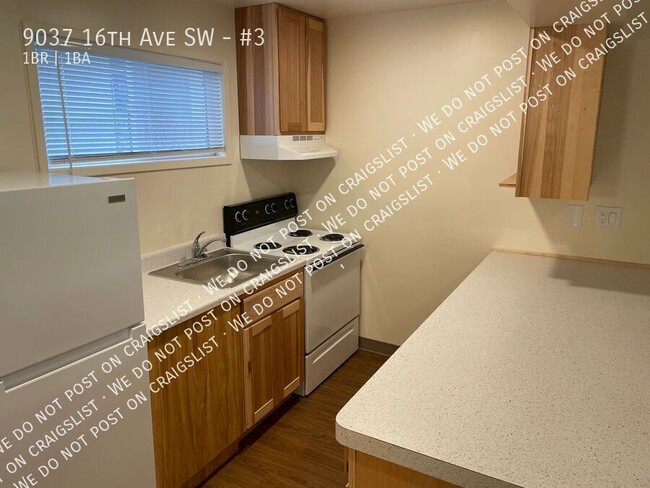 Foto del edificio - West Seattle - Renovated 1 Bedroom - 1 Bat...