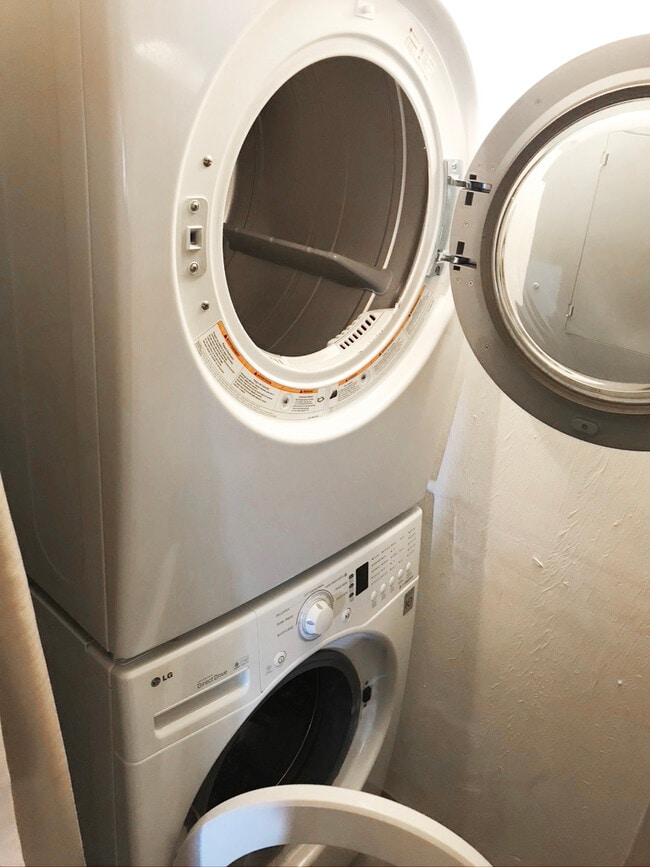 in-unit laundry - 1150 Tollios Parkway