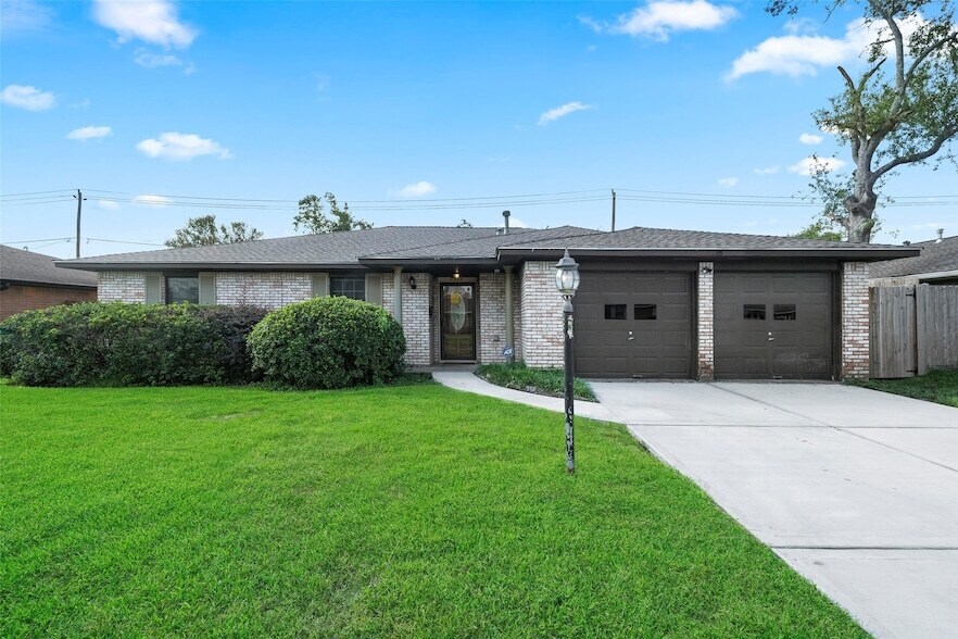 Foto principal - 2226 Droxford Dr