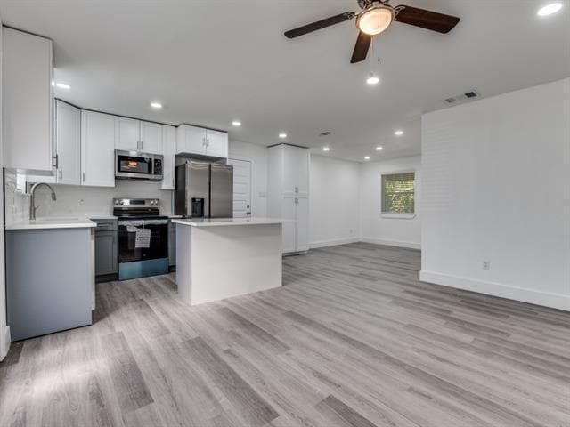 Foto del edificio - 715 Botany Bay Dr