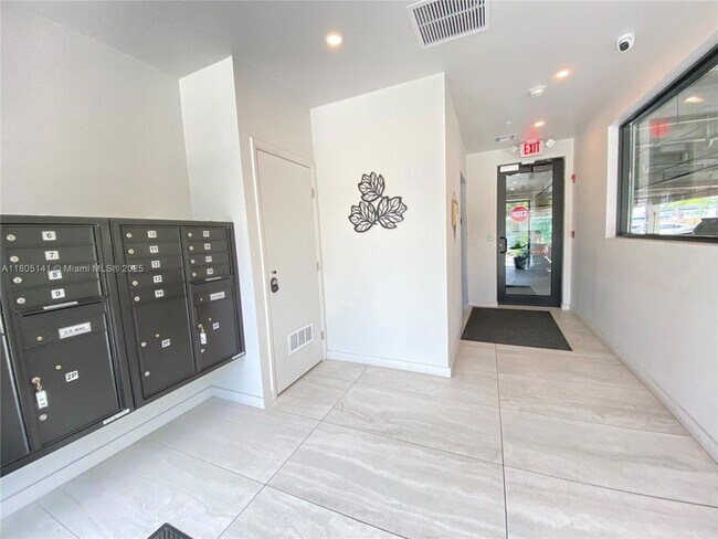 Foto del edificio - 1950 Fletcher St