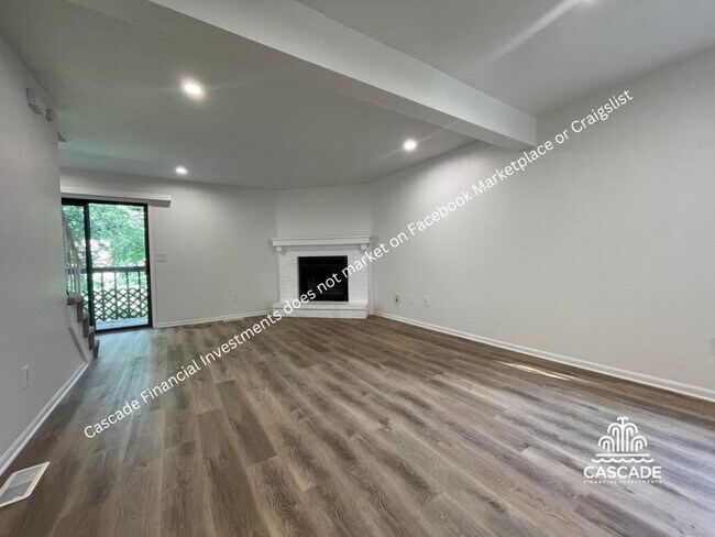 Foto del edificio - 3514 NE Independence Ave