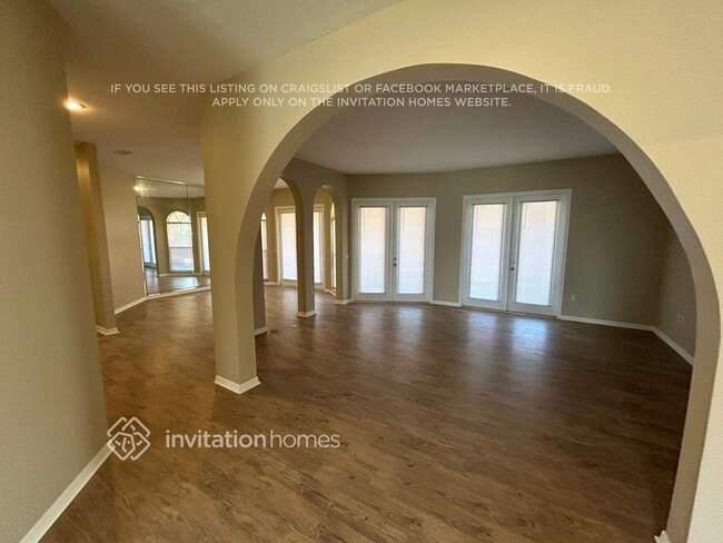 Building Photo - 2906 Aston Ave