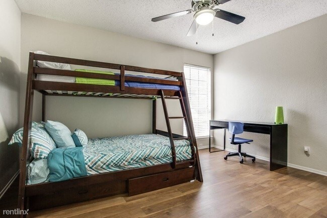 Foto del edificio - 3830 Booth Calloway Rd