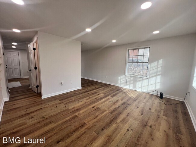 Building Photo - 3 br, 1.5 bath House - 8004 Sheriff Rd