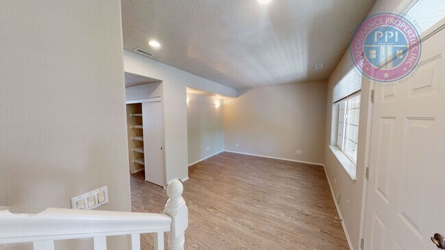 Building Photo - Happy Valley/ Rock Creek Neighborhood  In ...