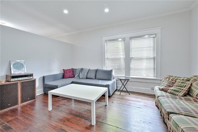 Foto del edificio - 1070 Wylie St SE