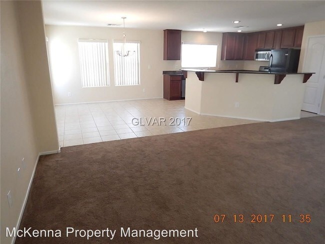 Building Photo - 11868 Bella Luna St
