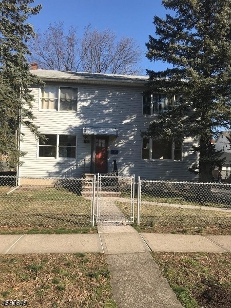 Primary Photo - 196 Hadley Ave