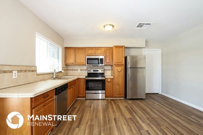 Foto del edificio - 18048 N 50th Ave
