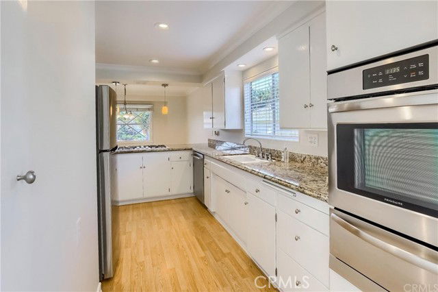 Foto del edificio - 3917 W 231st St