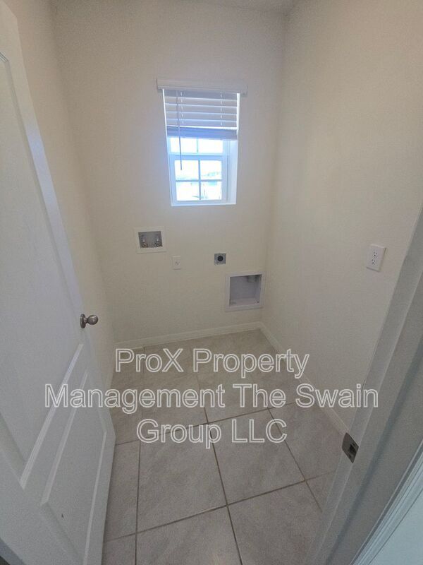 Building Photo - 1768 Carnostie Rd