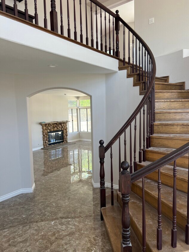 Foto principal - 2825 Buckingham Way