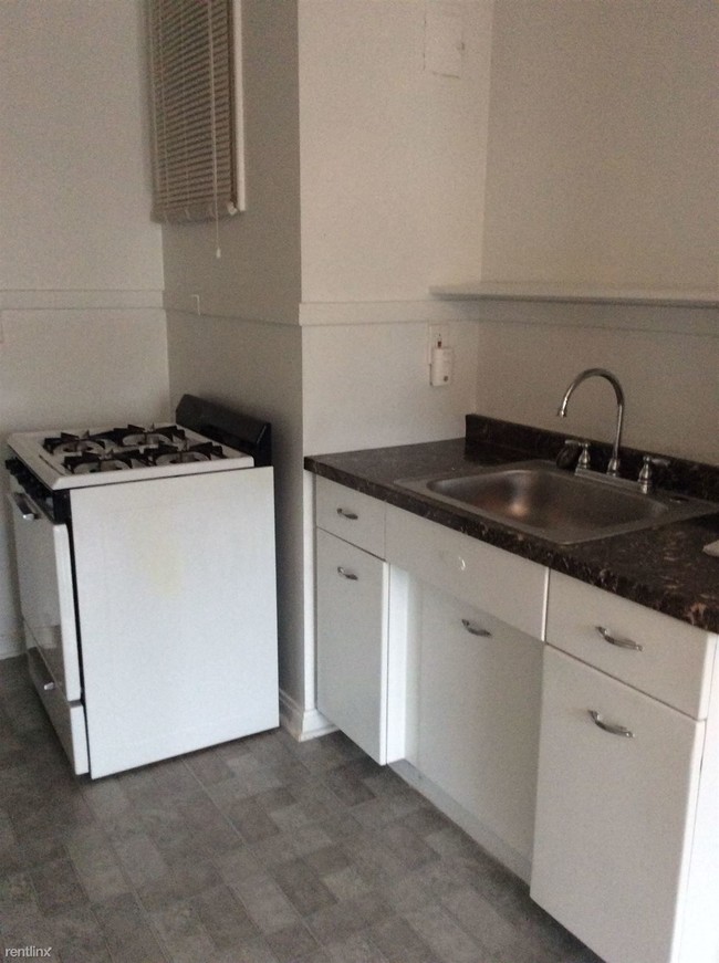 Foto del edificio - 1 br, 1 bath Apartment - Westcourt