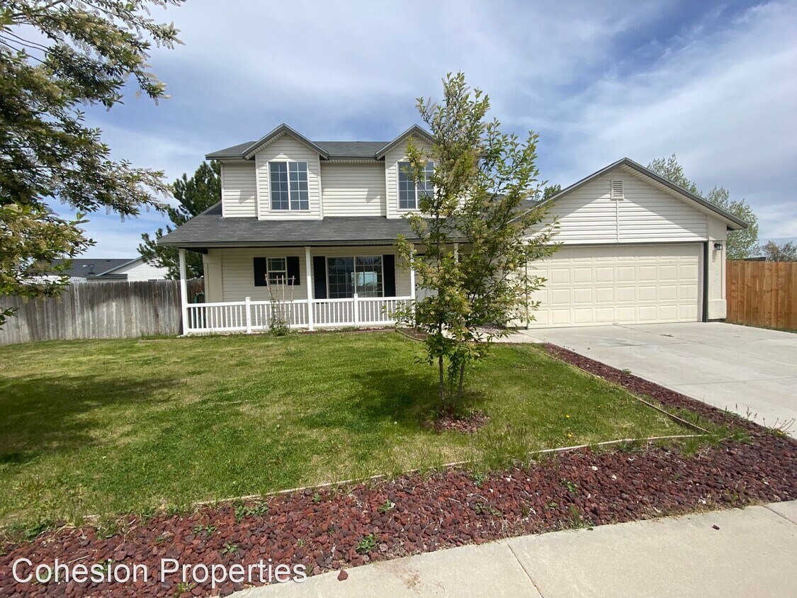 4 br, 2.5 bath House 919 Springwater Ct House Rental in Caldwell