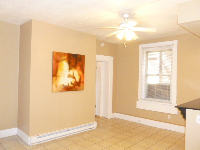 Building Photo - 331 W 9th St