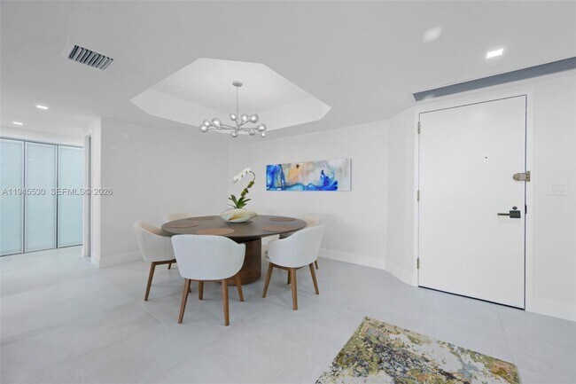 Foto del edificio - 20191 E Country Club Dr