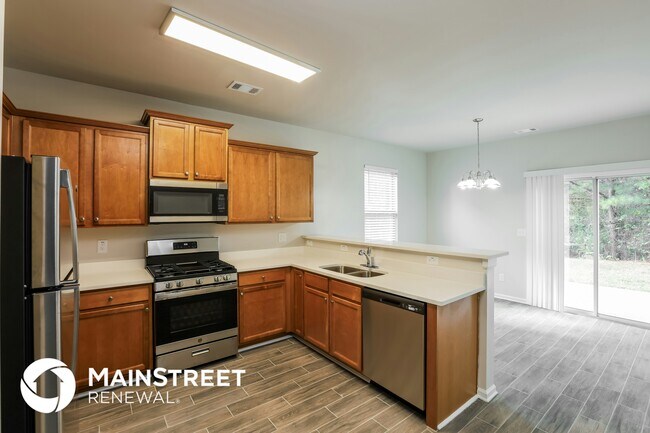 Building Photo - 188 Palisades Dr