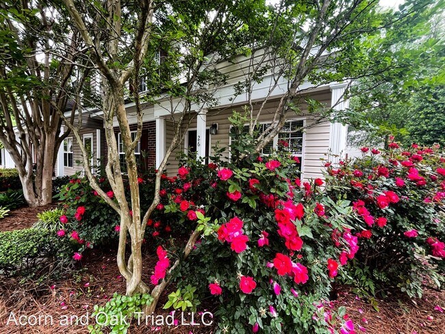 Building Photo - 3 br, 2.5 bath House - 26 Peggy Sue Court