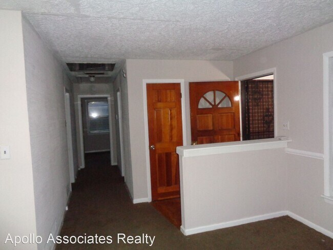 Building Photo - 3 br, 1.5 bath House - 716 Skipper Drive