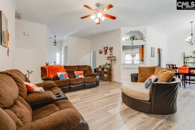 Building Photo - 856 White Fawn Dr