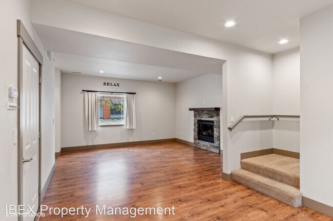 Building Photo - 3 br, 2.5 bath House - 303 Dogwood Ave