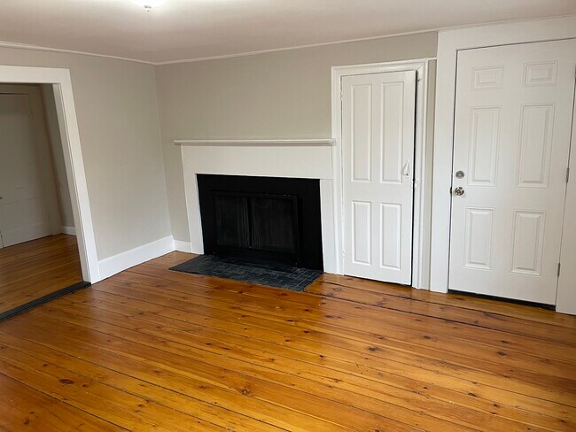 Living room - 15 Swamscott St