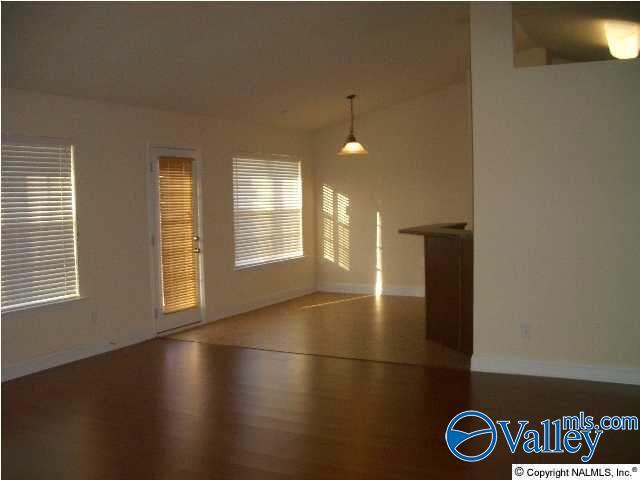 Building Photo - 203 Bremerton Dr SW